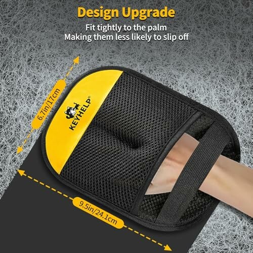 Oven mitt with design upgrade for better grip.